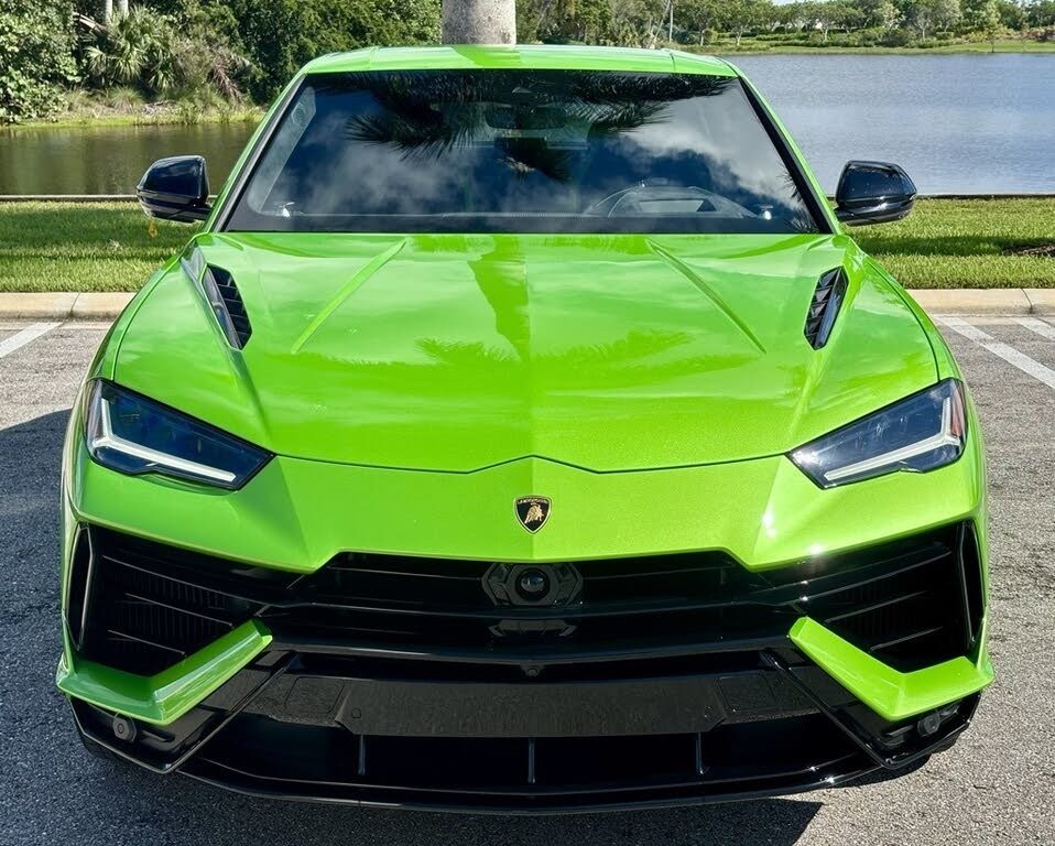 2024 Lamborghini Urus S Twin-turbo V8 Full Options photo 1