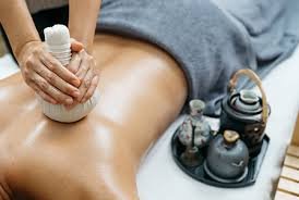 Asian Male  offer relaxing oil  massage in Dubai ..0588201155