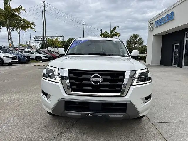 2024 Nissan Armada photo 2