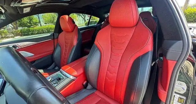 2020 BMW 8 series M850i photo 4