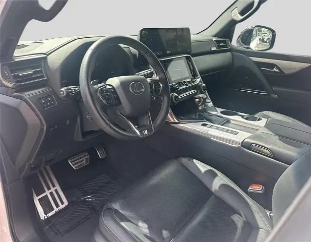 Lexus LX  F sport photo 2