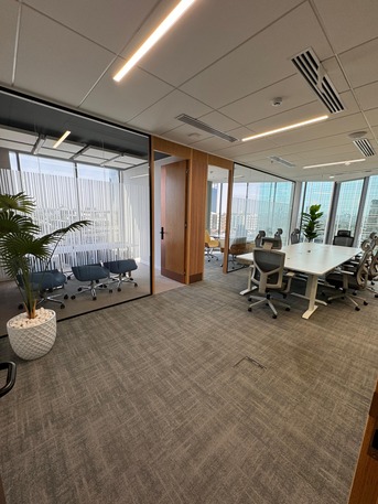 BRAND NEW OFFICE AVAILABLE IN DUBAI photo 1
