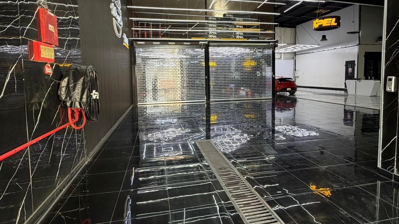 Premium Car Care, Detailing and Automotive Customization Center Business for Sale in Al Quoz photo 2