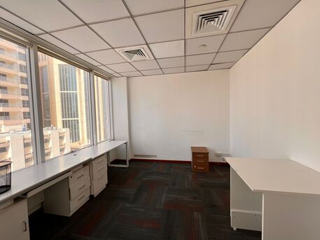 AED 35000,  200 Sq. Meter,  Premium Office Space For Rent In Dubai