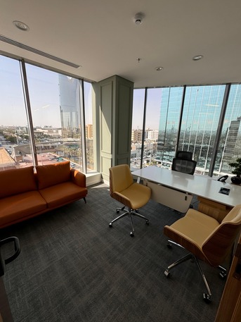 DUBAI OFFICE SPACE AVAILABLE photo 4