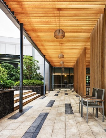 Modern Bioclimatic Pergola Systems Available In UAE