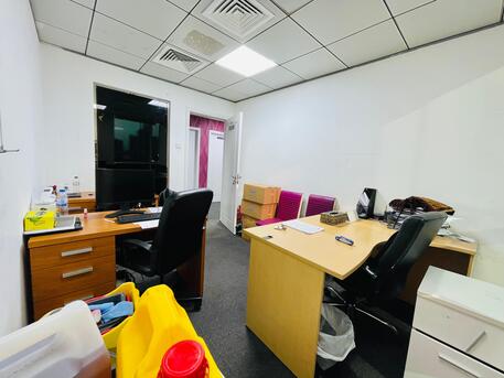 AED 30000,  258 Sq. Feet,  READY TO MOVE | TAWTHEEQ READY | FITTED OFFICE photo 3