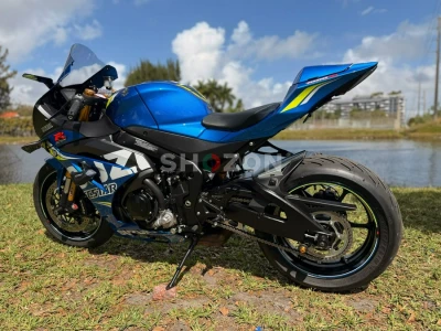 For Sale : Used 2018 Suzuki GSX-R1000R photo 4