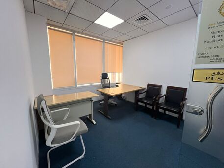 AED 35000,  200 Sq. Feet,  Office With Small Cabin For Rent – AED 35,000/year