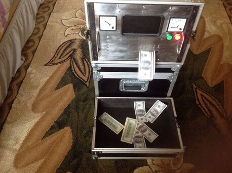 Machine For Cleaning Of Black,white,green,stamp,anti-breeze photo 1