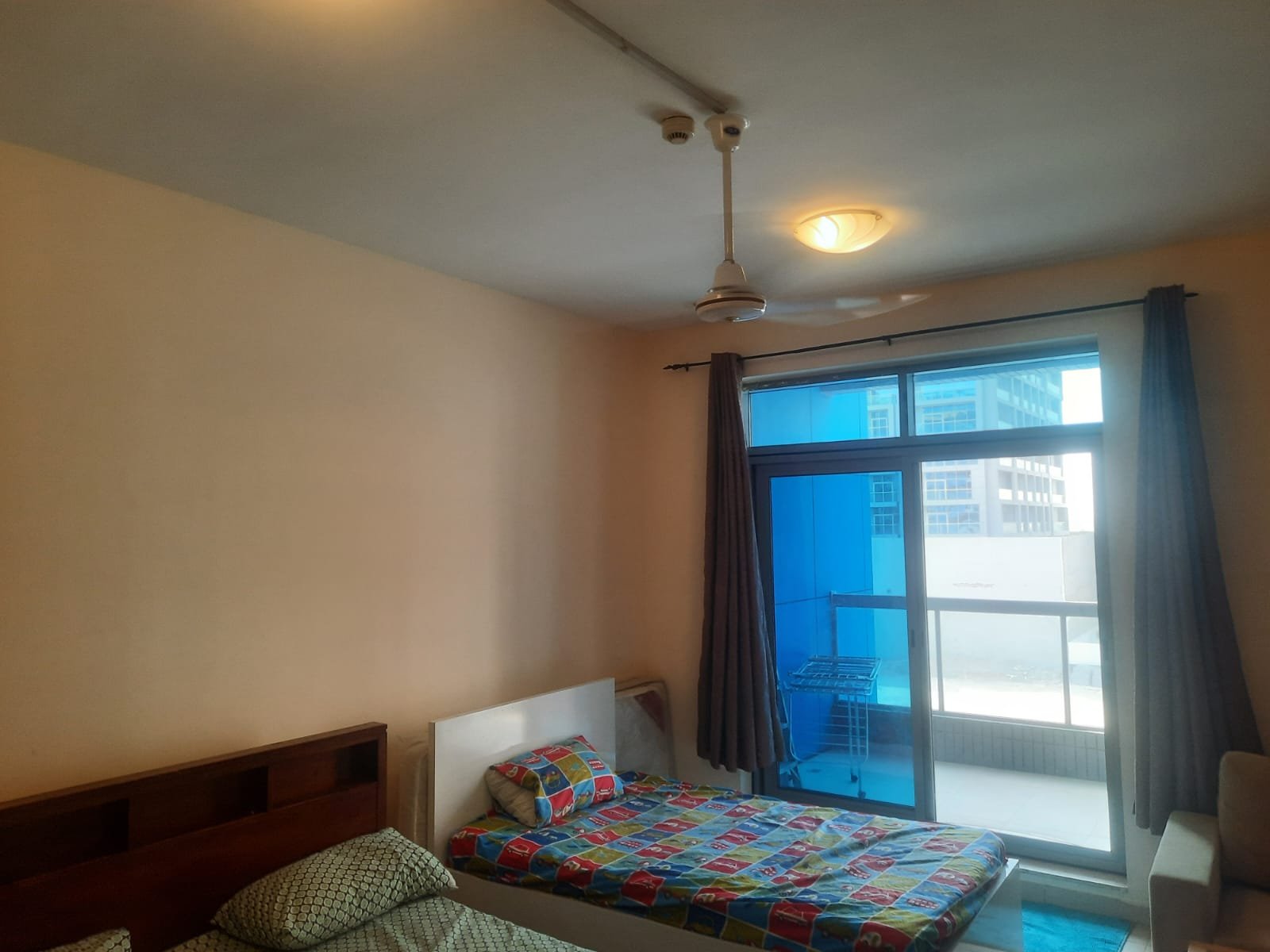 Room for rent photo 2