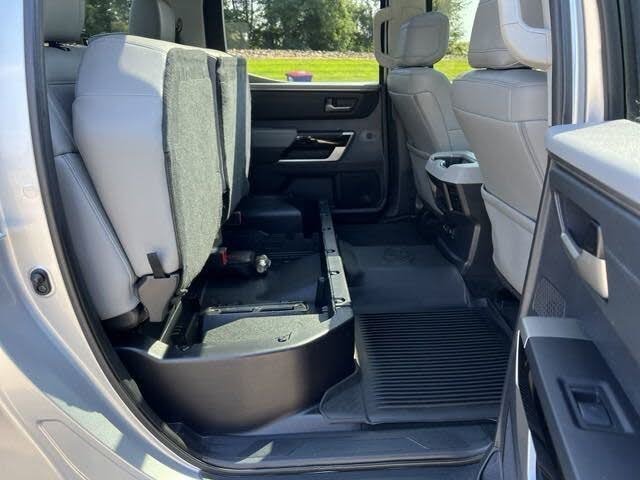 2023 Toyota Tundra Limited Crew Max Cab 4WD photo 3