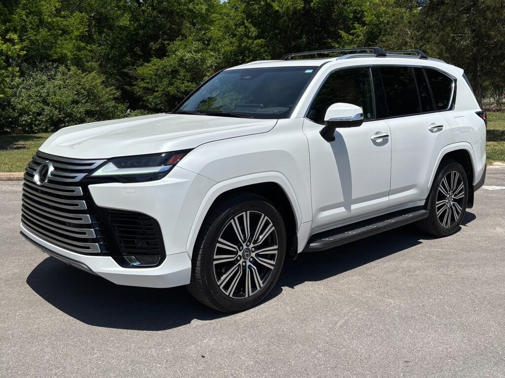 2025 Lexus LX 600 Luxury AWD WhatsApp +971586703639 photo 4