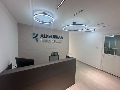 AED 140000,  818 Sq. Feet,  Fully Furnished Office Space For Rent In The Heart Of Business Bay, Dubai photo 1