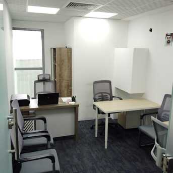AED 23999,  130 Sq. Feet,  Fully Furnished Office For Rent photo 2