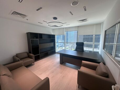AED 140000,  818 Sq. Feet,  Fully Furnished Office Space For Rent In The Heart Of Business Bay, Dubai photo 4