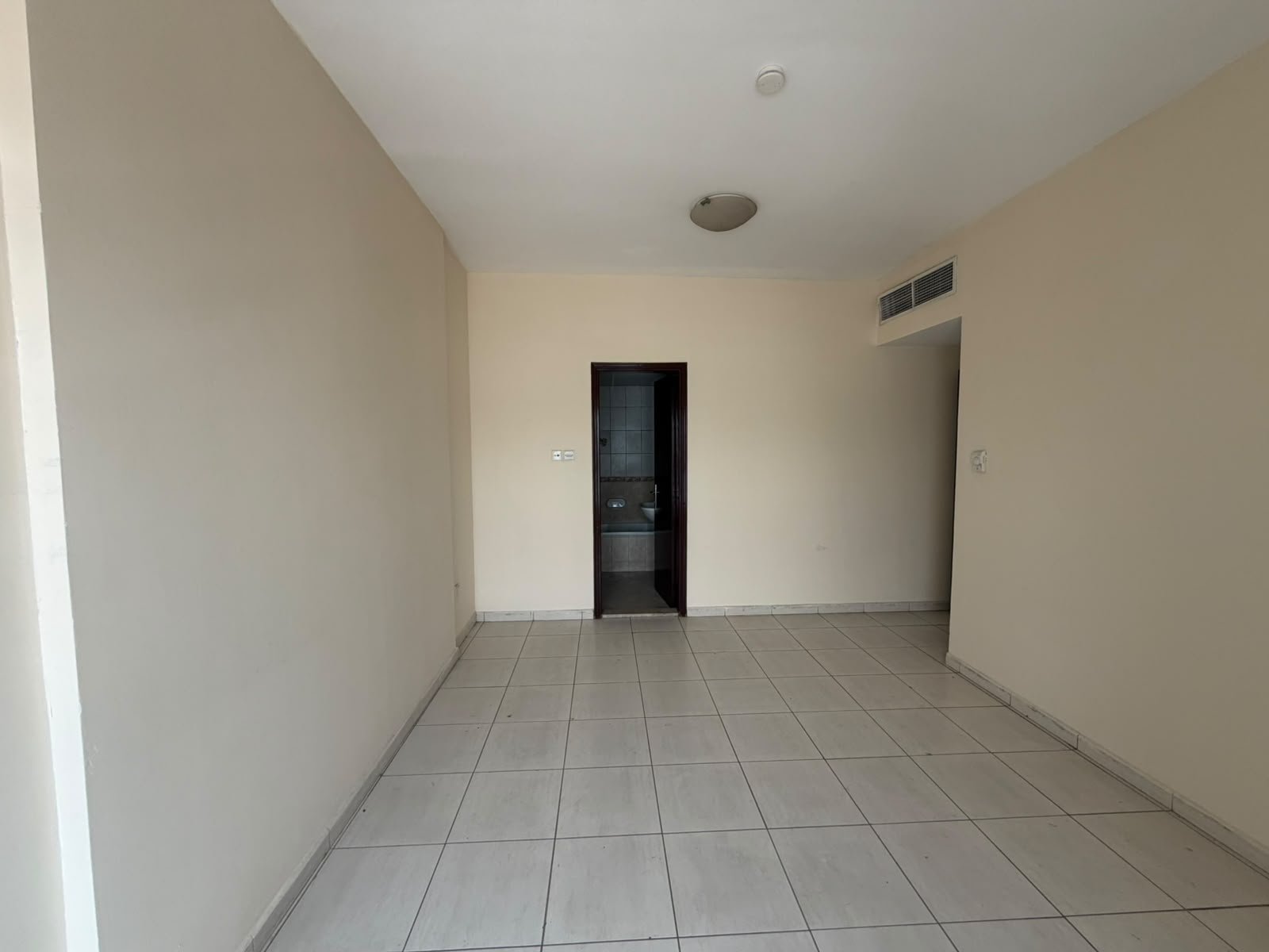 3 BHK for rent photo 3