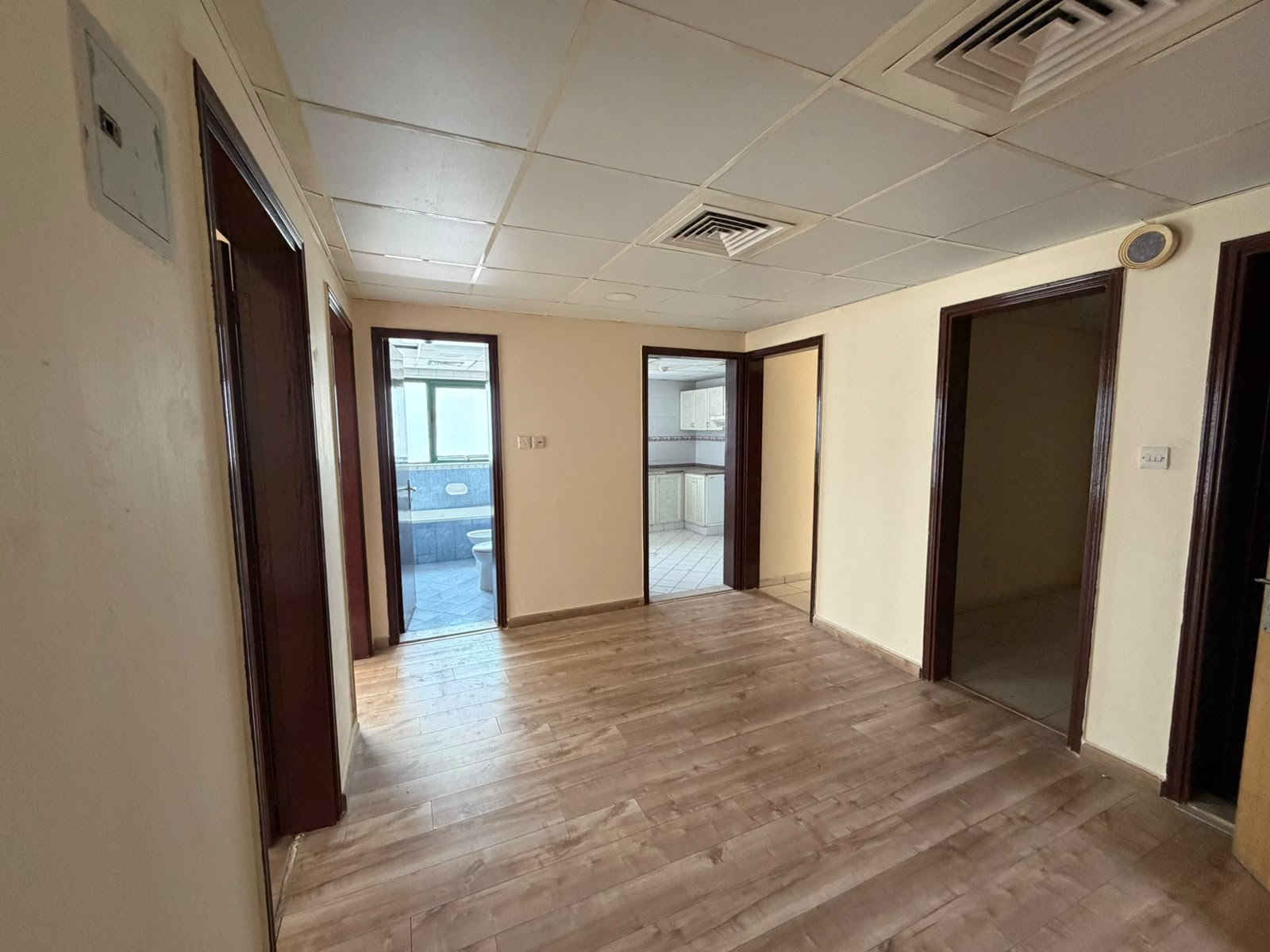 3 BHK for rent photo 4
