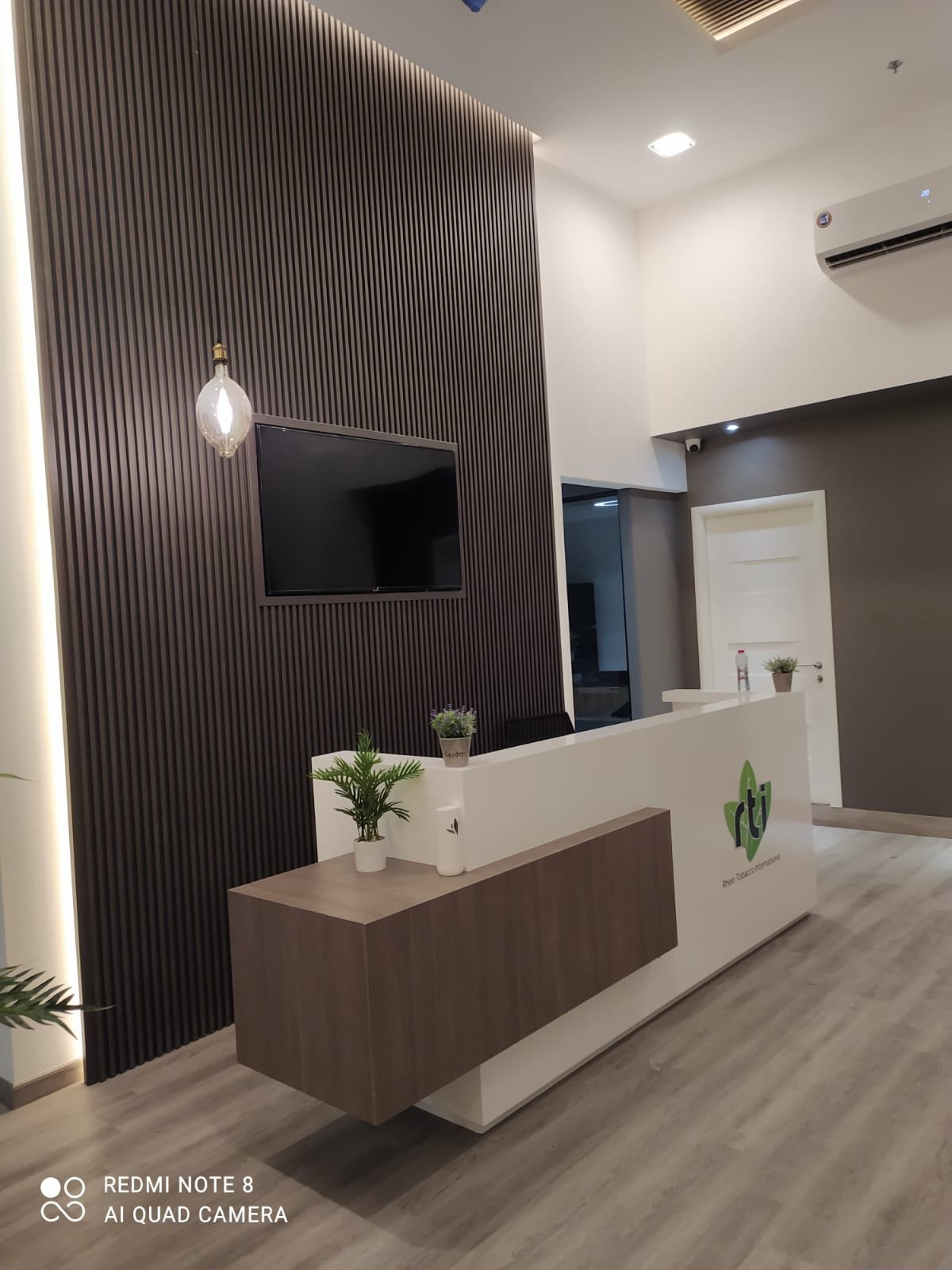 Office renovation interior decor uae