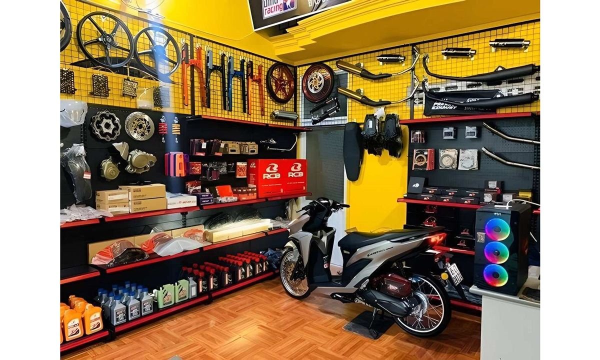 Premium Delivery Boxes & Bags in Dubai | Bike Branding Solutions photo 1