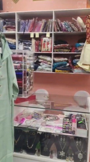 URGENT SALE – RUNNING BOUTIQUE IN SHARJAH | AED 65,000 (NEGOTIABLE) photo 3