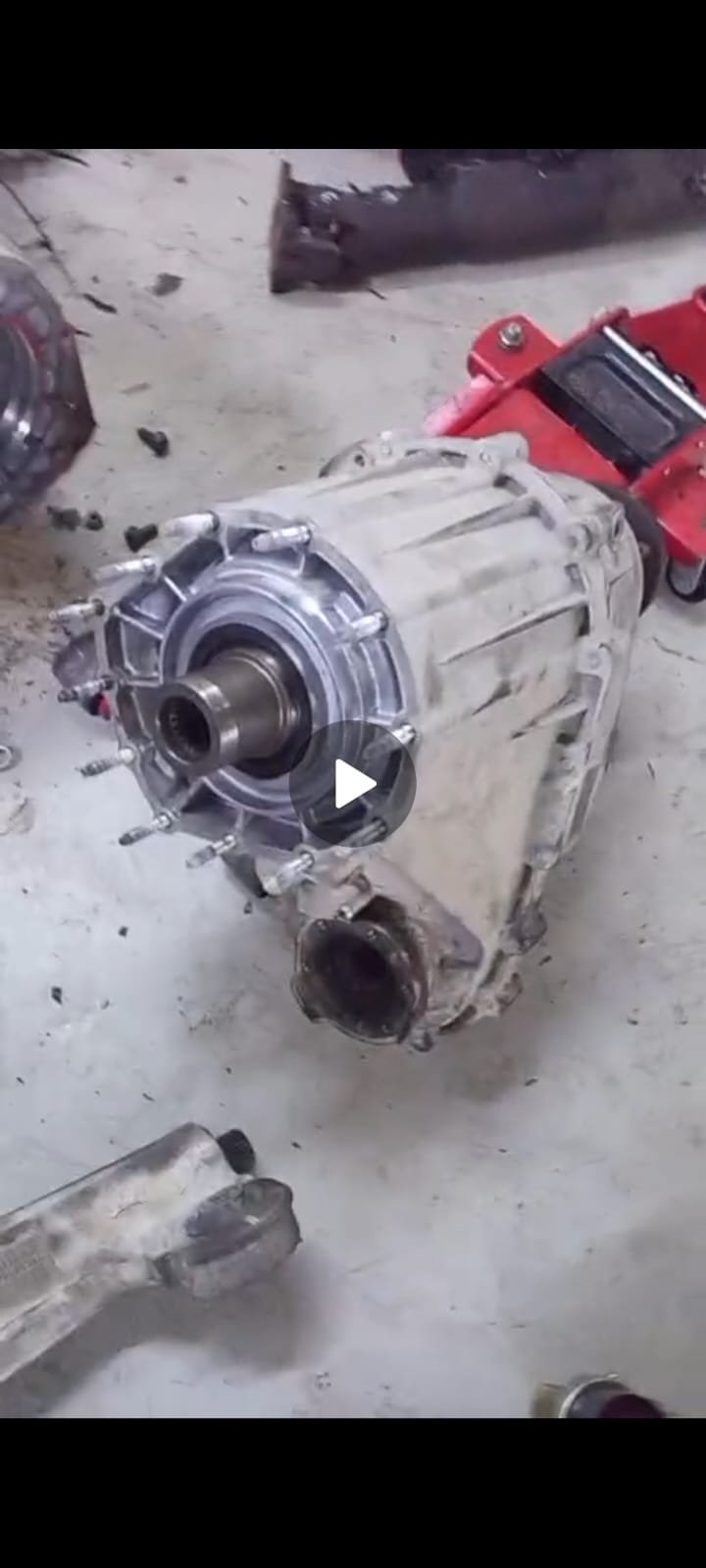 Jeep Grand Cherokee WK NV245 Transfer Case – OEM Mopar 52105703AB – For Sale UAE photo 1