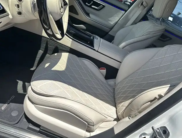 2023 Mercedes Benz c class 300 photo 3