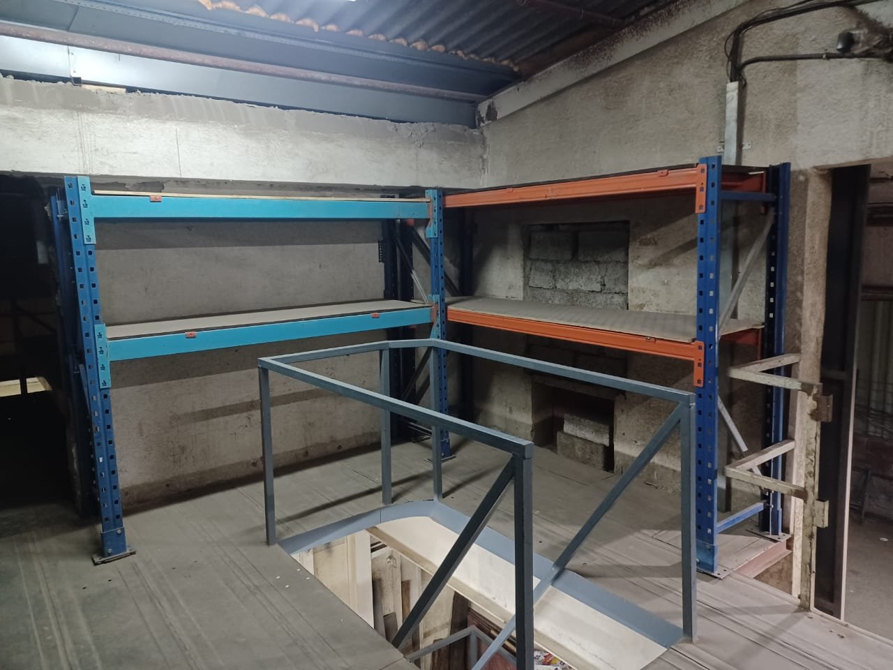 Sharing warehouse, storage spaces for rent in Ajman photo 3