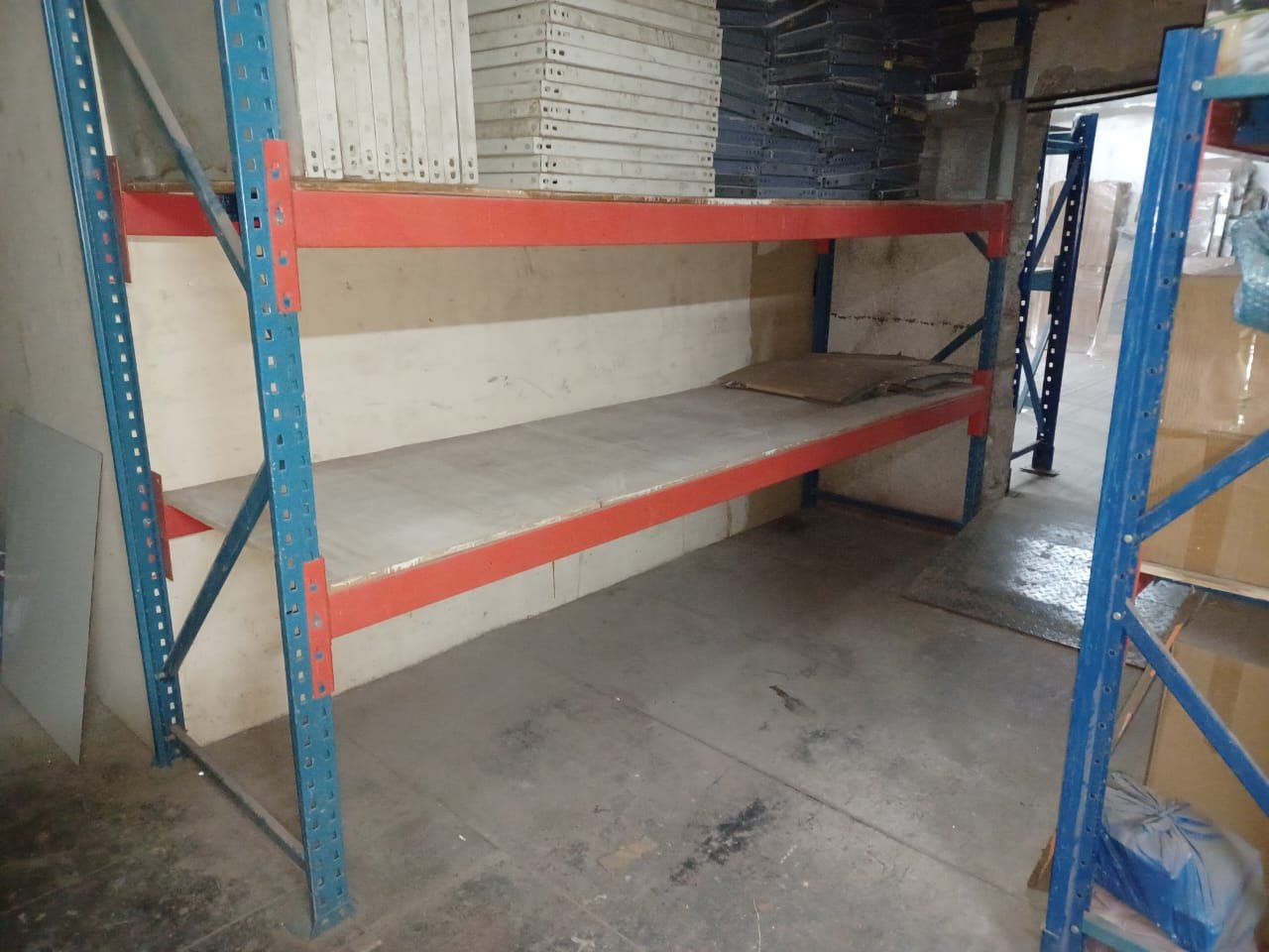 Sharing warehouse, storage spaces for rent in Ajman photo 2