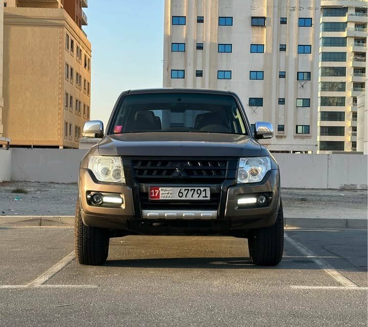 Mitsubishi Pajero GLS 3.5 2015 photo 1