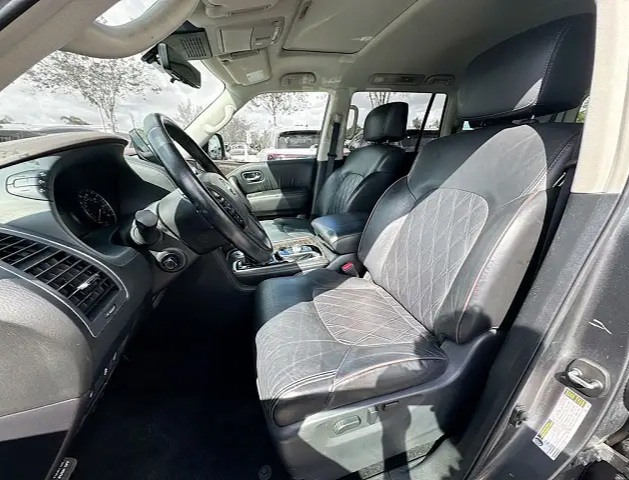 2023 Nissan Armada photo 2