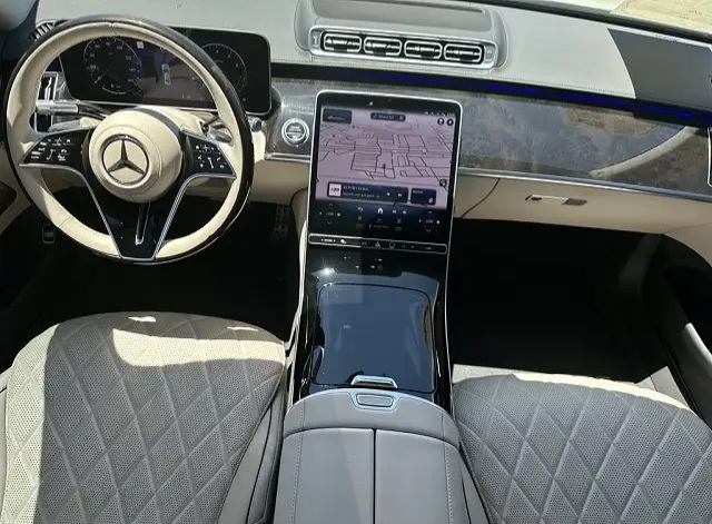 2023 Mercedes Benz c class 300 photo 2