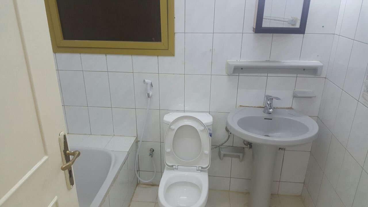 Studio flat available in muraqbat photo 3