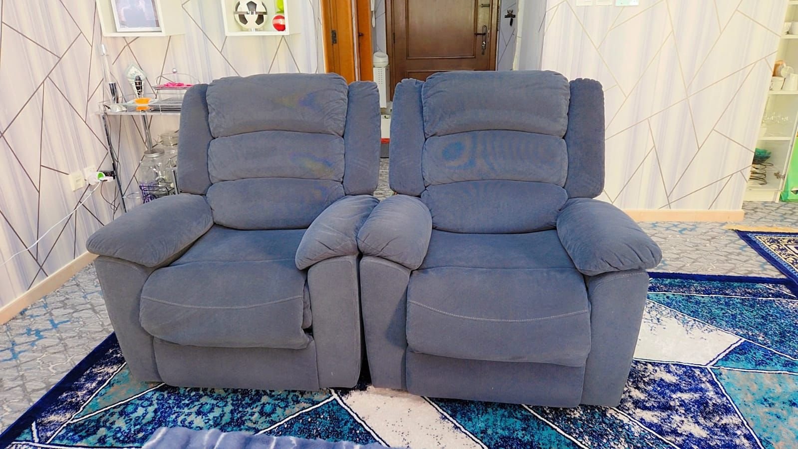 2-Seater Recliner Sofa – Comfortable & Well Maintained.