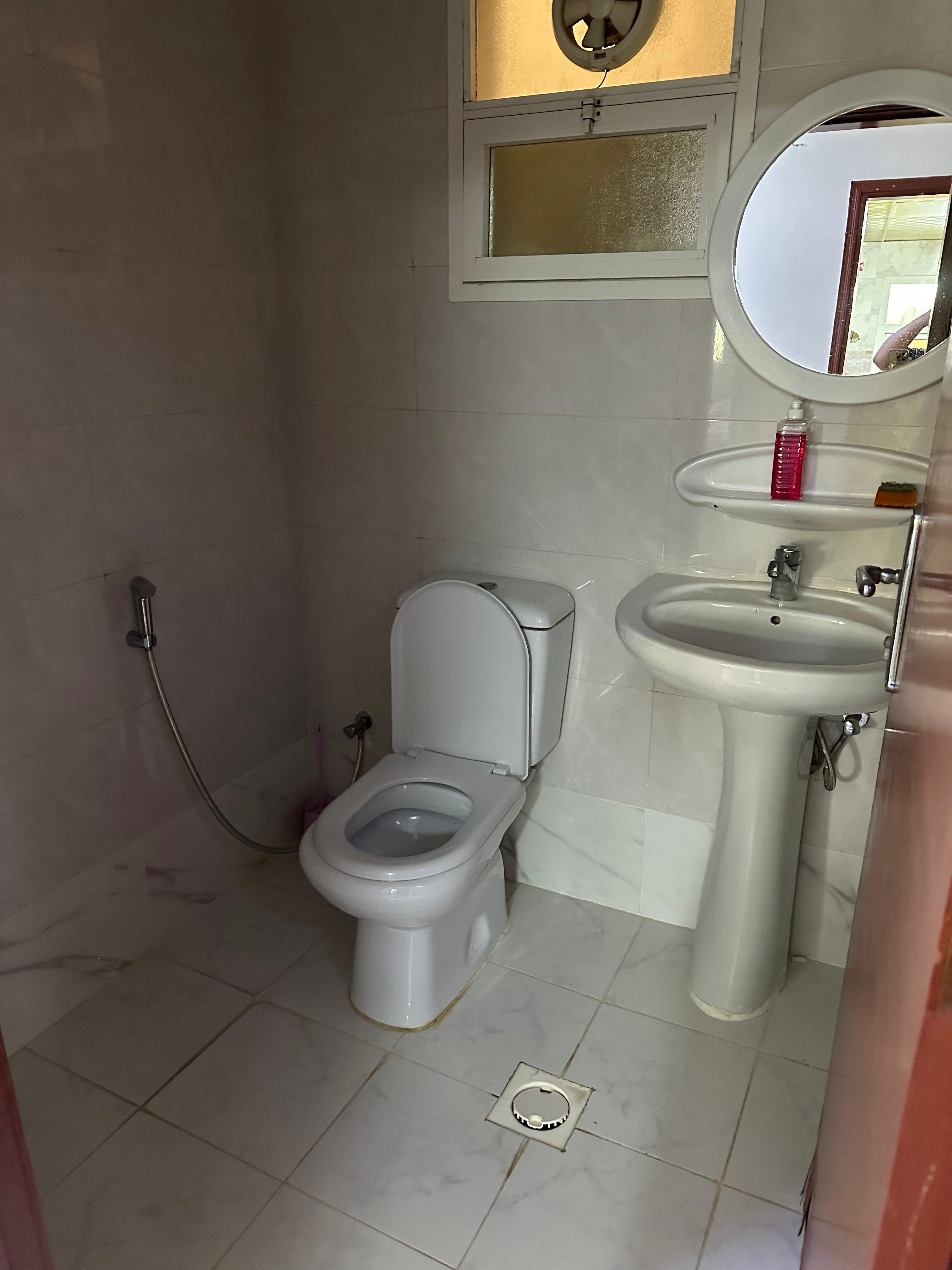 2 Bed room flat for rent photo 7