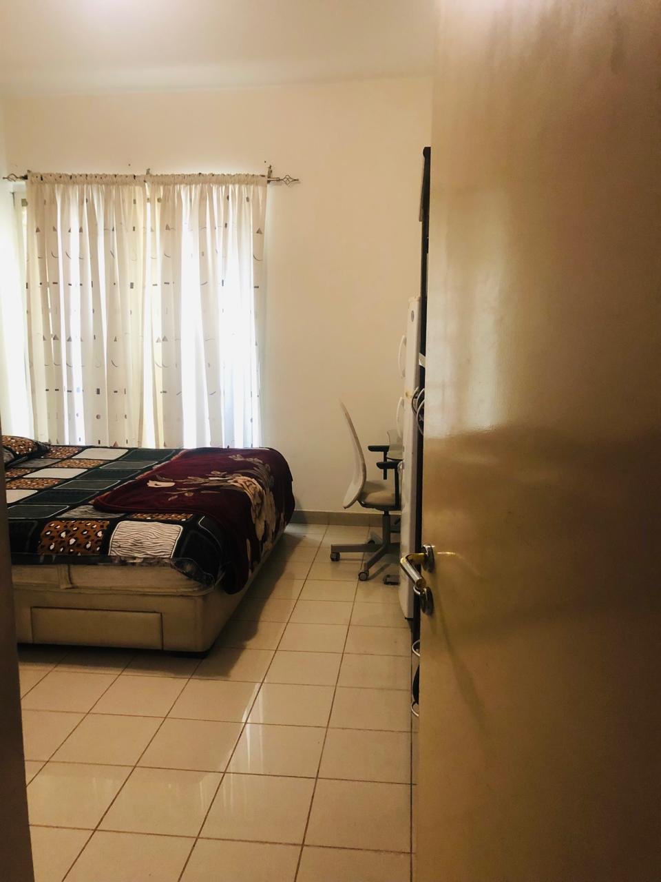 Room for Rent 1st Nov photo 2