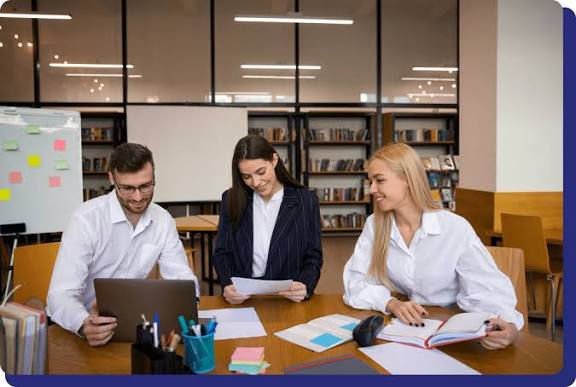 Study in UK Consultant Dubai photo 1