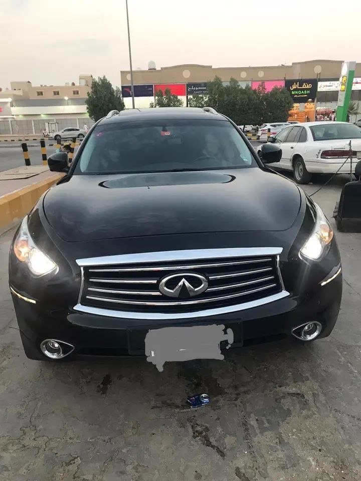 INFINITI
