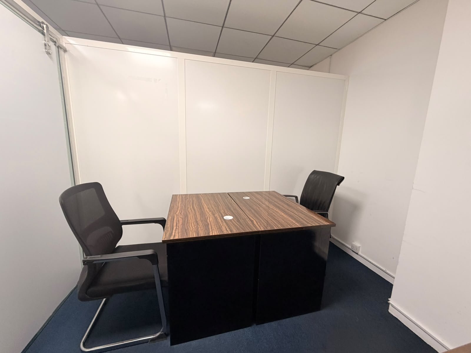 **Prime Commercial Office Space for Rent in Deira, Baniyas Square, Dubai** photo 1