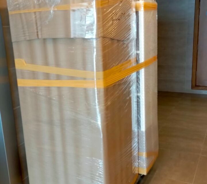 Lucky Furniture Movers In Dubai | Pickup Truck Delivery Service