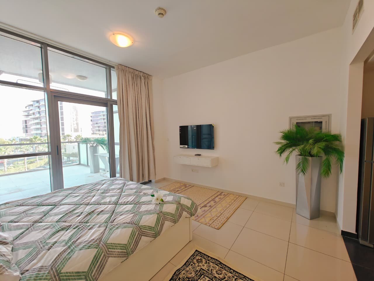 Studio apartment for rent in Damac Hills photo 2
