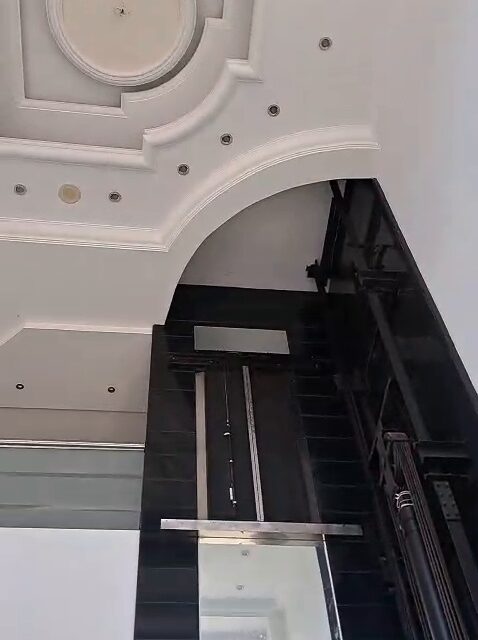 Prime Showroom for Rent | Corniche, Abu Dhabi photo 3