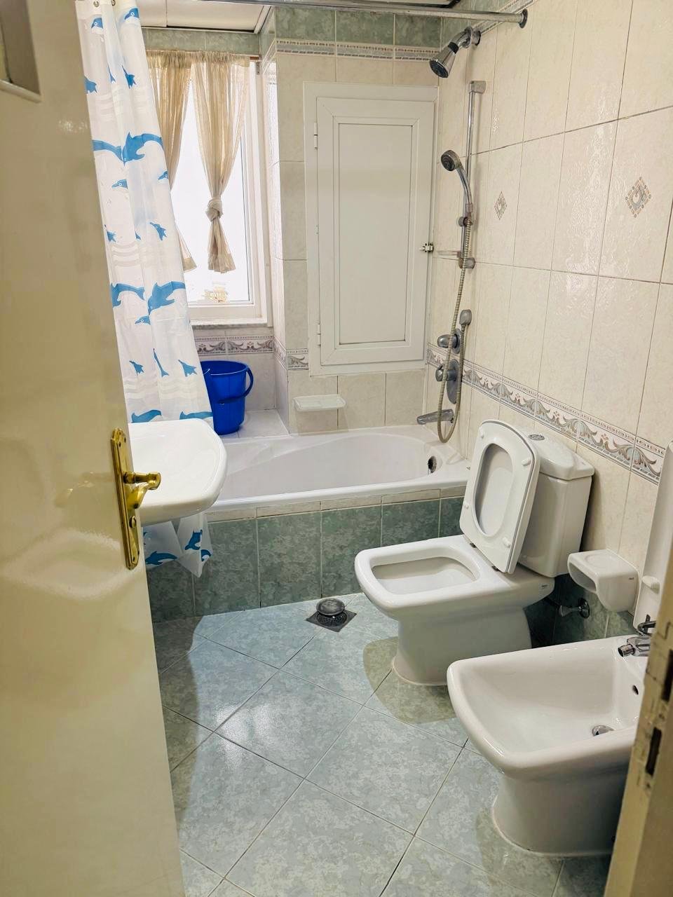 Spacious Master Bed Room with attached Large Bathroom for Rent photo 5