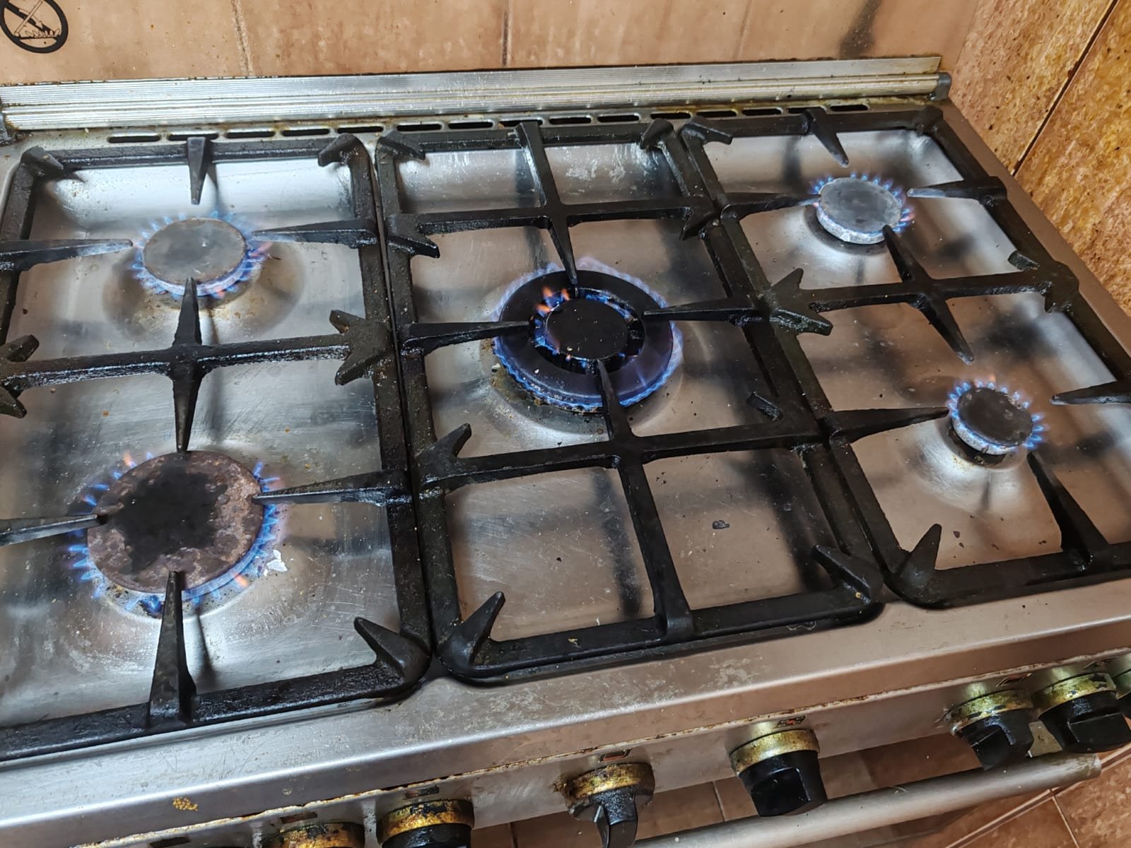 5 burner stove photo 1