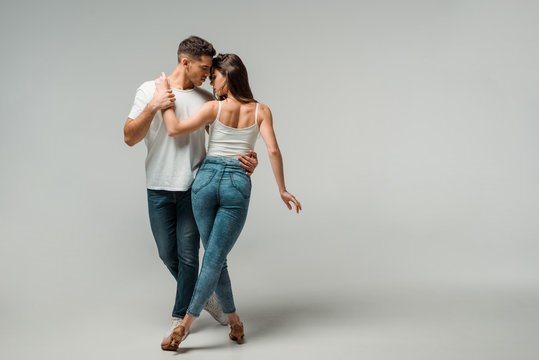Private Dance Classes Dubai | Personalised Coaching