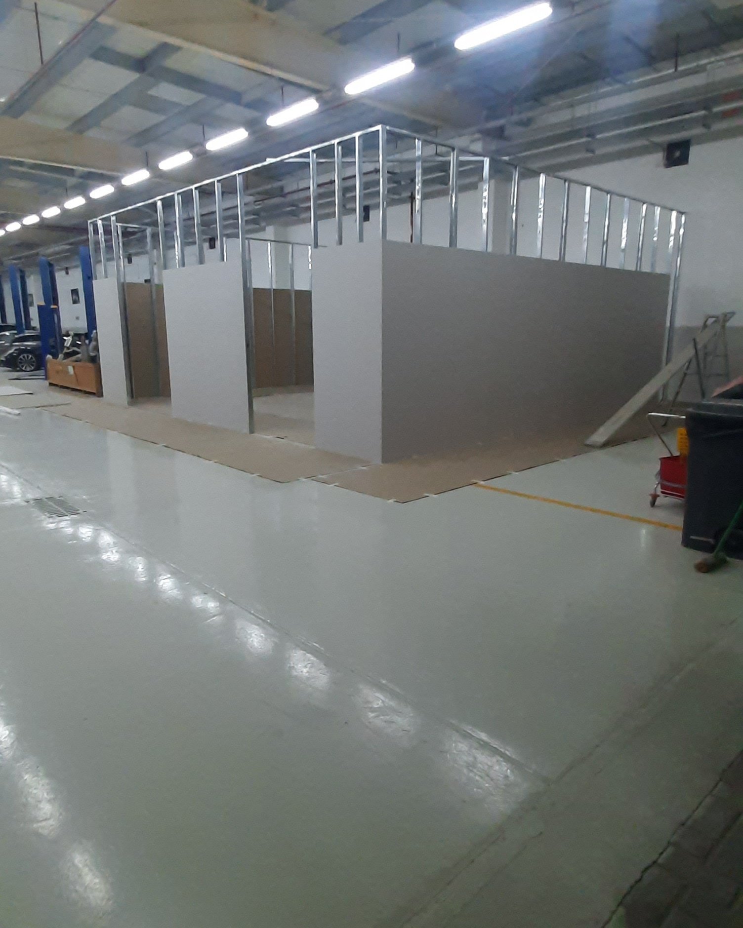 Office Room making industrial Areas Dubai