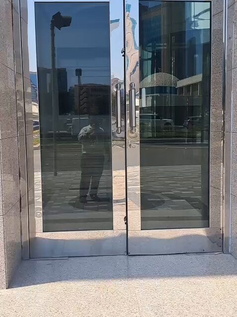 Prime Showroom for Rent | Corniche, Abu Dhabi