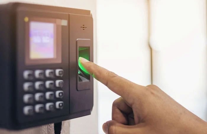Affordable Biometric Machine Price in UAE for Businesses
