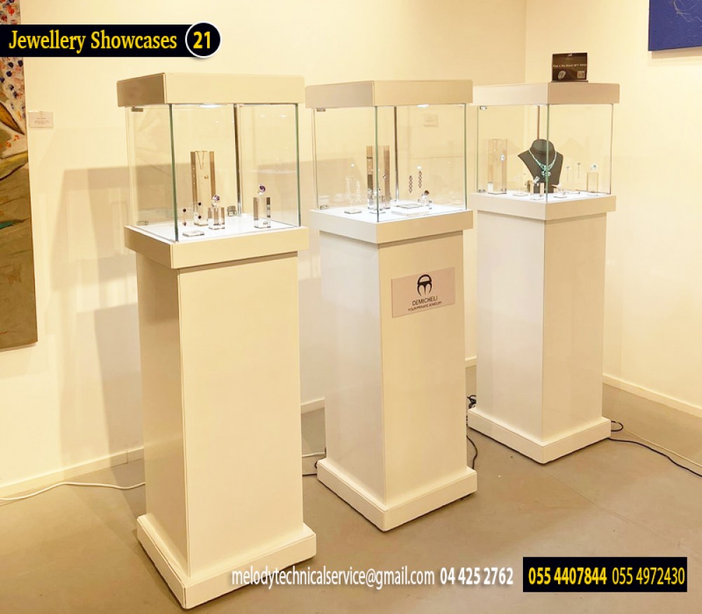 Jewelry showcases in Dubai | Jewelry Display for Events, Exhibition, Rent photo 1