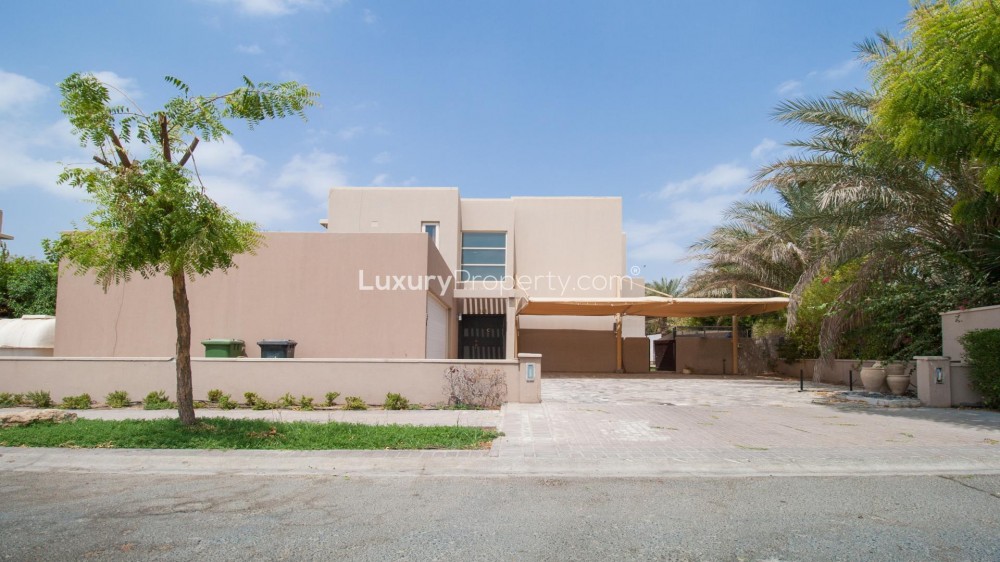 Arabella Townhouses for Sale in Mudon Dubai photo 1